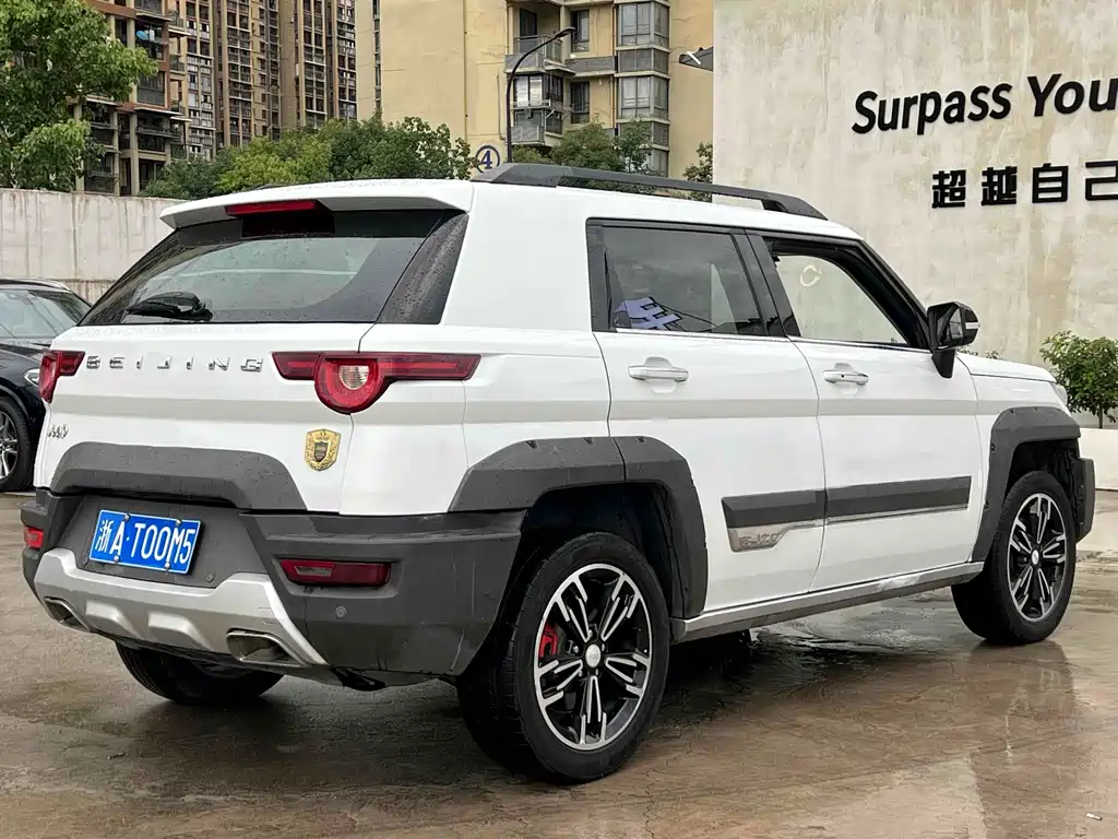 Beijing Offroad BJ20 1.5 T CVT Luxury