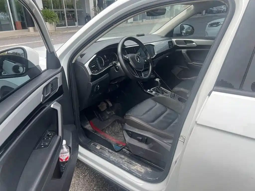 Tayron 330 TSI 2 WD Luxury Connected