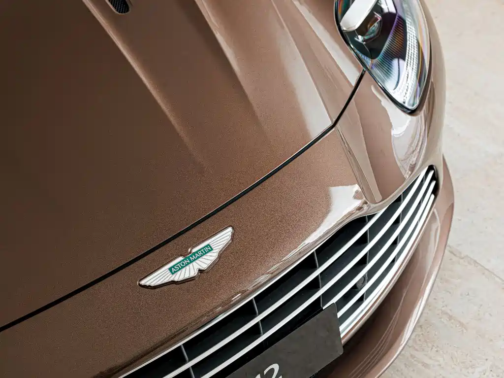 Aston Martin DB12 4.0 T V8 Coupe