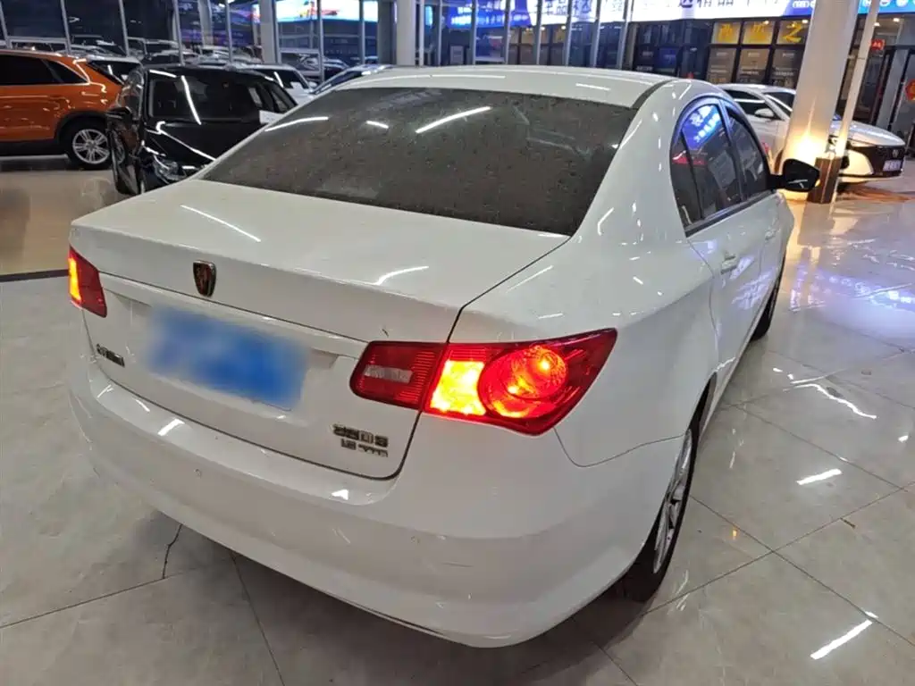 Roewe 350 1.5 L Manual Swift
