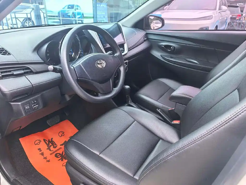 Vios 1.5 L CVT Creation