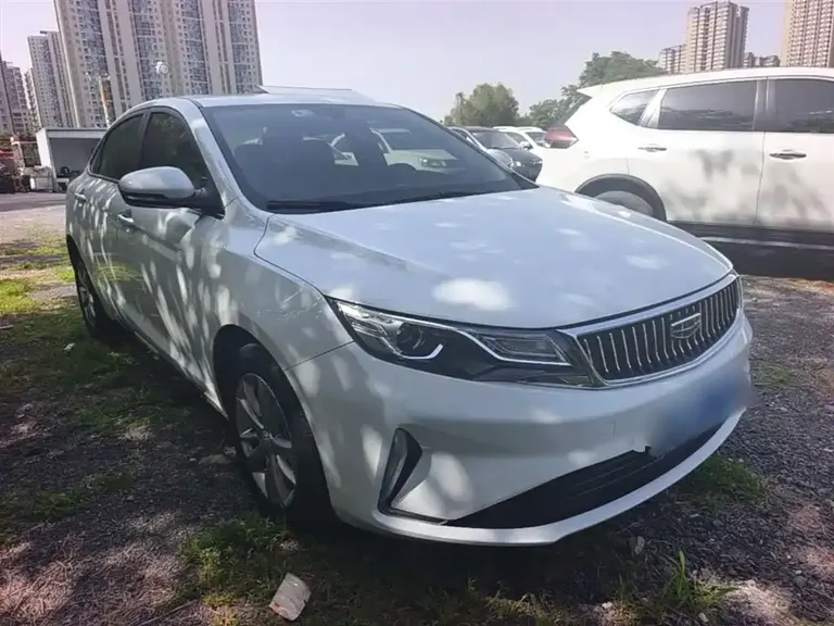 Geely Emgrand GL UP 1.4 T CVT Leading Style