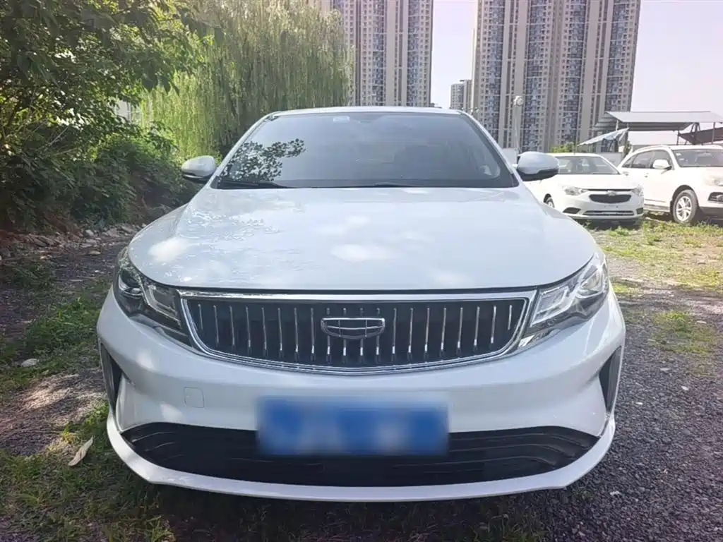 Emgrand GL UP 1.4 T CVT Leading Style