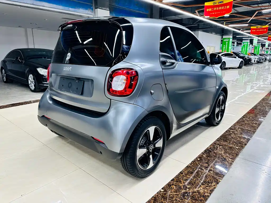 smart fortwo 1.0 L 52 kW Hardtop Passion CN-V