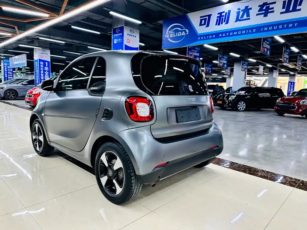 smart fortwo 1.0 L 52 kW Hardtop Passion CN-V