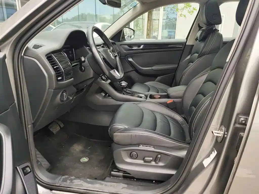 Kodiaq 柯迪亚克 2019款 改款 TSI330 7座两驱豪华优享版 国VI