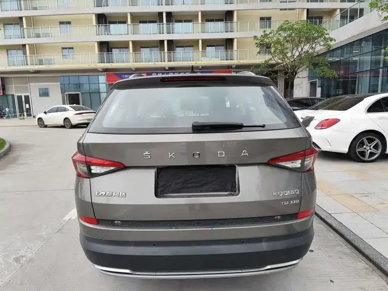 Skoda Kodiaq 柯迪亚克 2019款 改款 TSI330 7座两驱豪华优享版 国VI