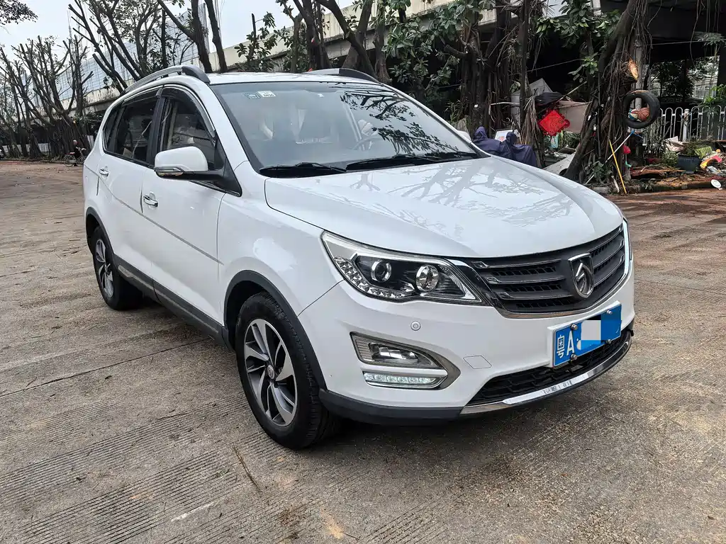 Baojun 560 1.8 L Manual Luxury