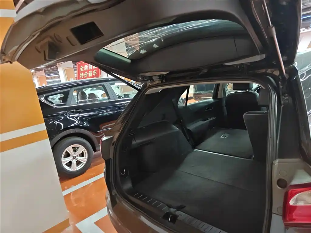 Equinox 535 T Auto Territory