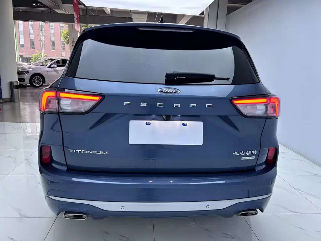 Escape EcoBoost 245 2 WD Smart Home Enjoyment