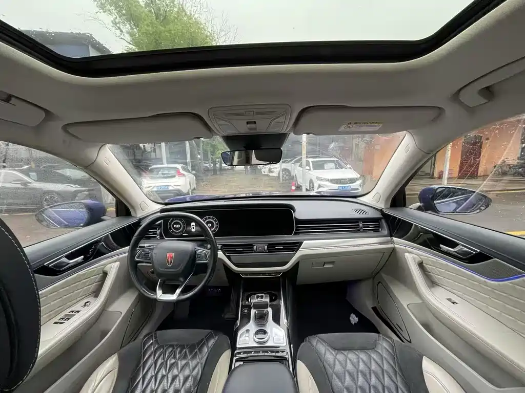 Hongqi HS5 2.0 T Connected Flagship Enjoyment 4 WD