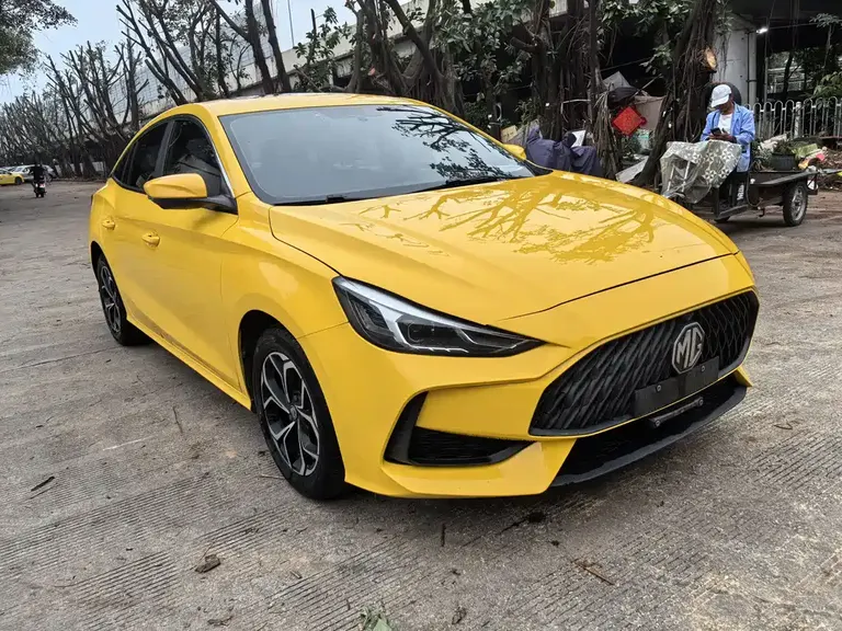 MG5 180 DVVT CVT Youth Luxury