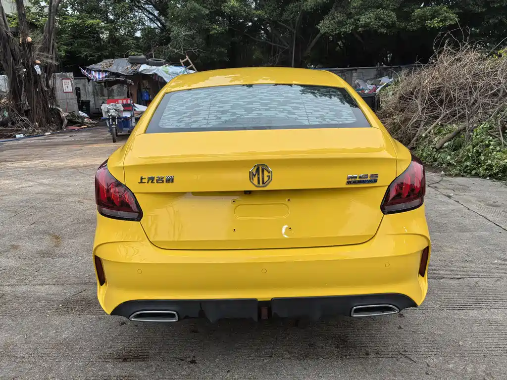 MG5 180 DVVT CVT Youth Luxury