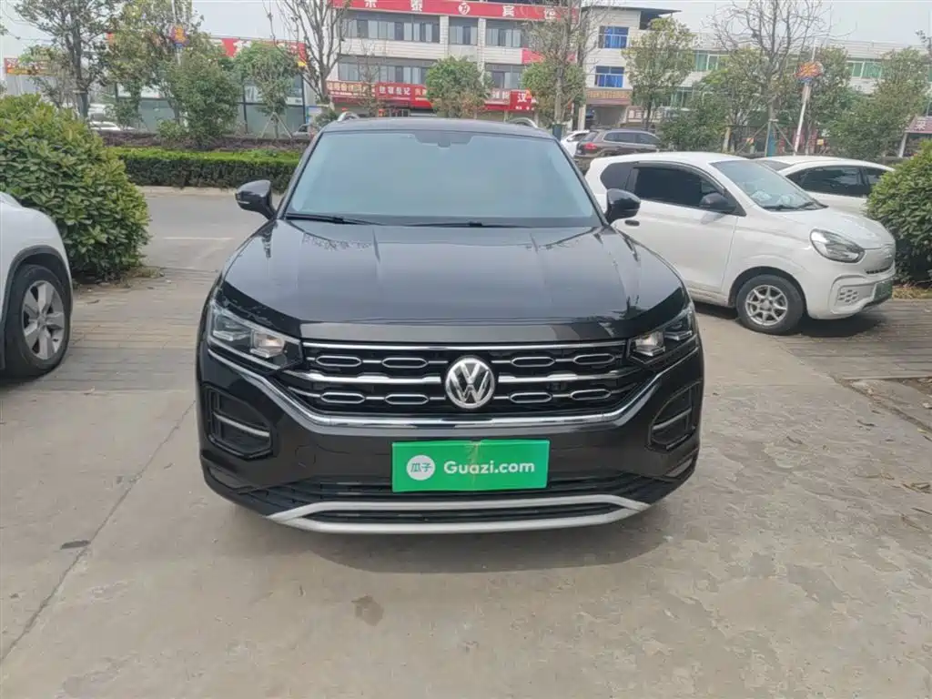 Tayron 330 TSI 2 WD Luxury CN-VI