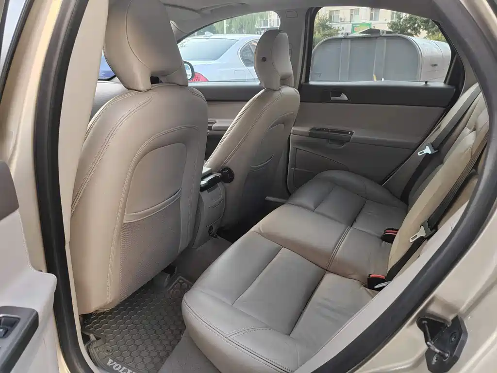 Volvo S40 2.0 L Auto Smart Style