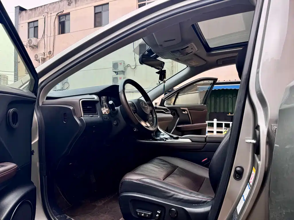 Lexus RX 300 4 WD Elegant CN-V