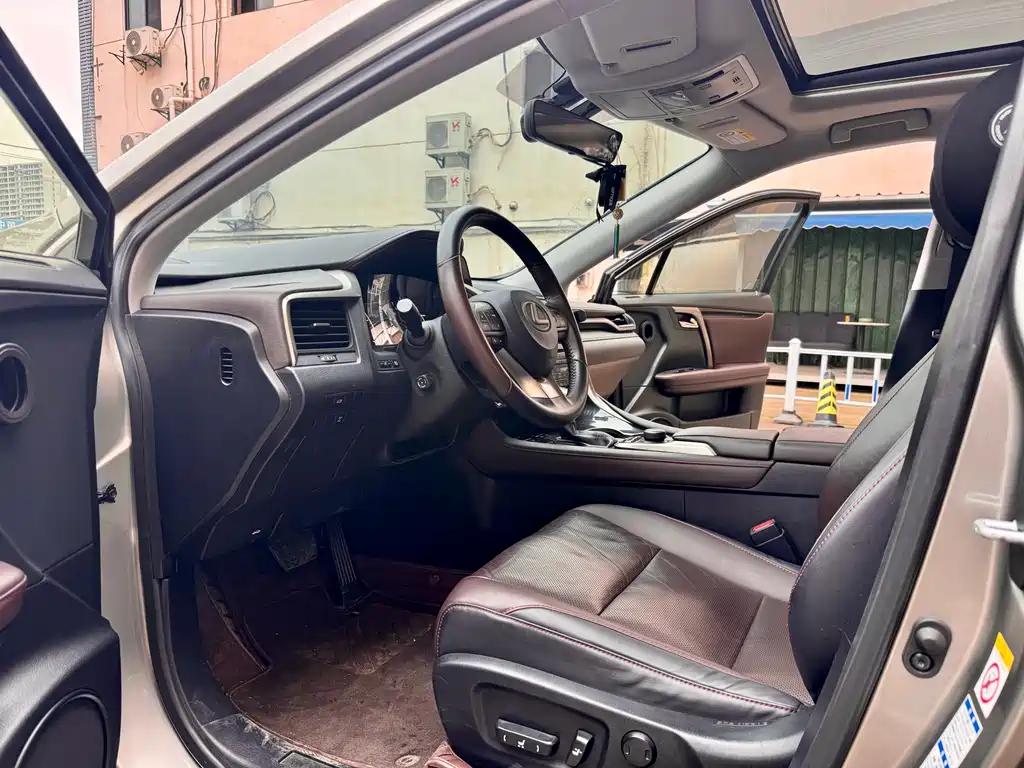 Lexus RX 300 4 WD Elegant CN-V