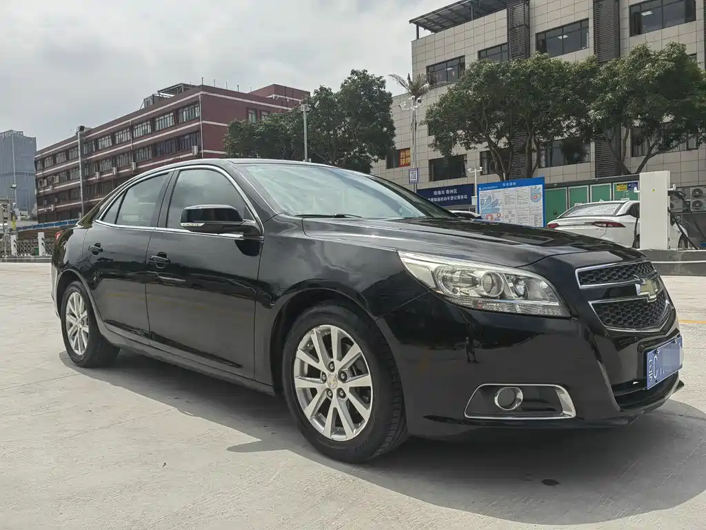 Malibu 2.0 L Auto Luxury