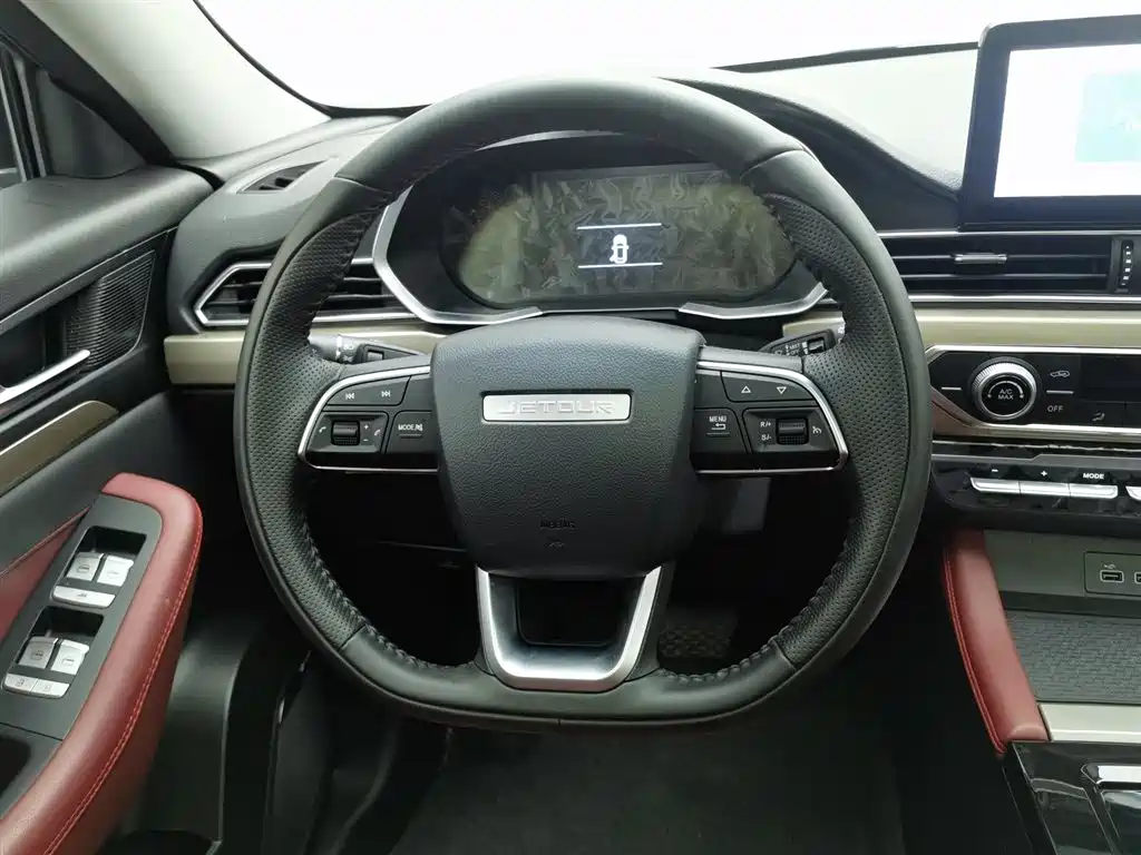 Jetour X70 1.5 T DCT Transcend PRO 5-seat
