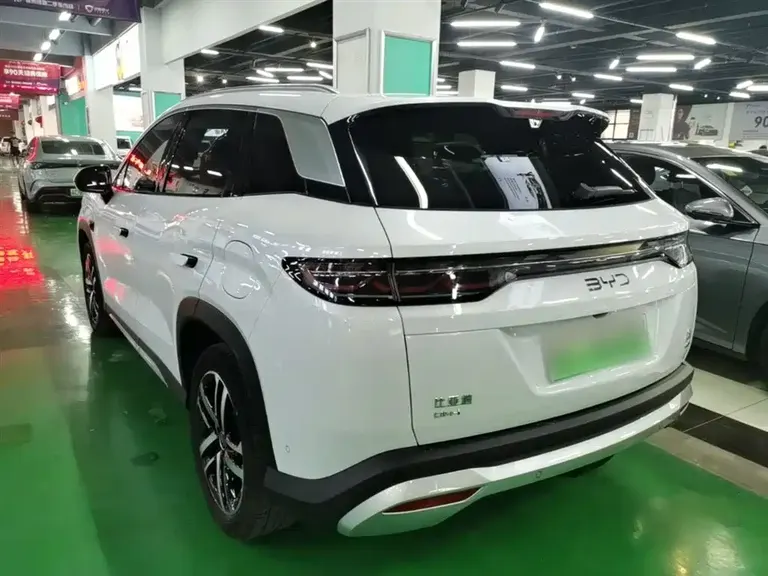 BYD Song L DM-i Smart Drive 112 km Leading