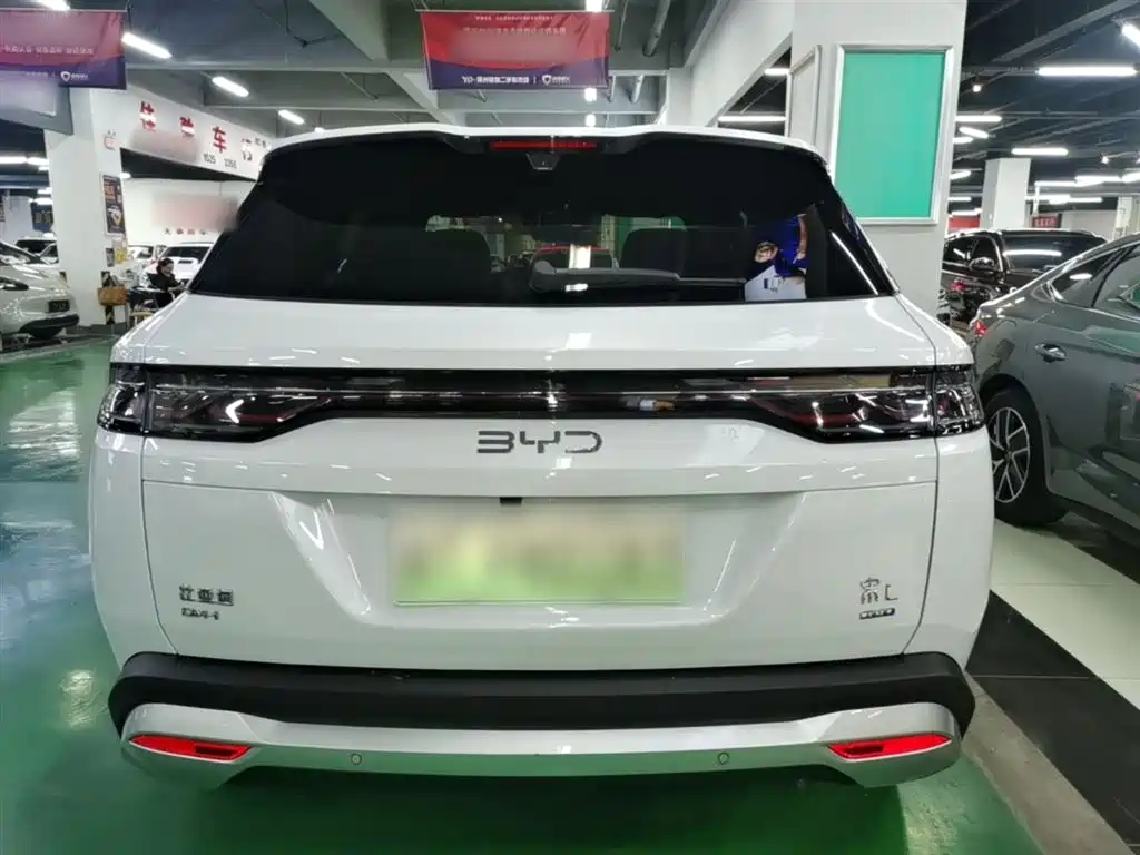 Song L DM-i Smart Drive 112 km Leading