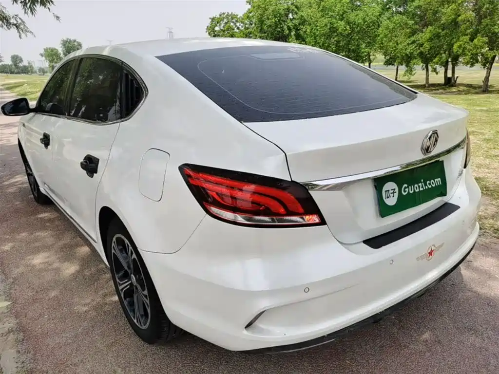 MG6 20 T Auto Luxury Connected CN-V