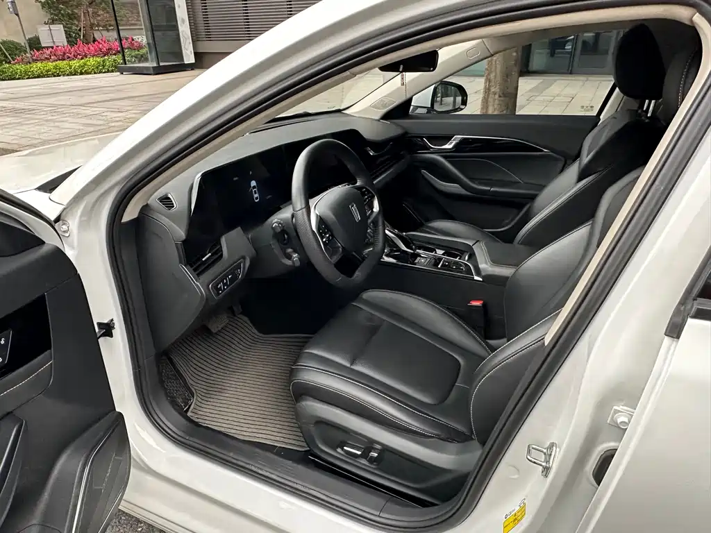 Besturn B70 3 rd Gen 1.5 T Auto Smooth Enjoyment