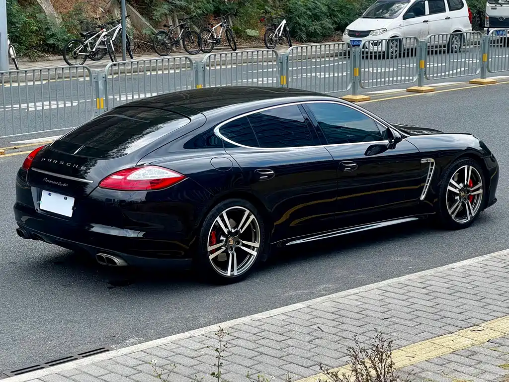 Panamera Panamera Turbo 4.8 T