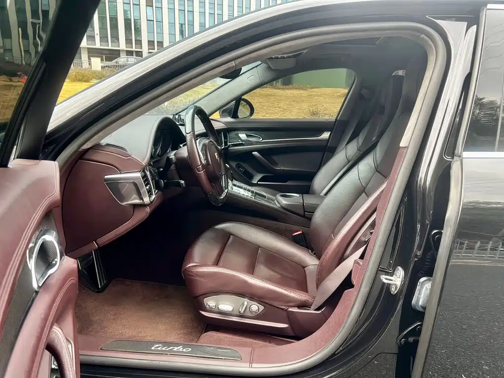 Panamera Panamera Turbo 4.8 T