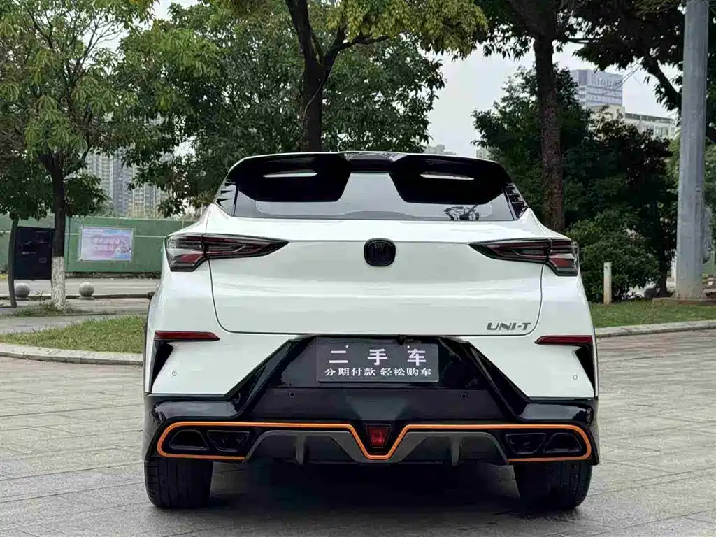 Changan UNI-T 1.5 T Sport Distinguished