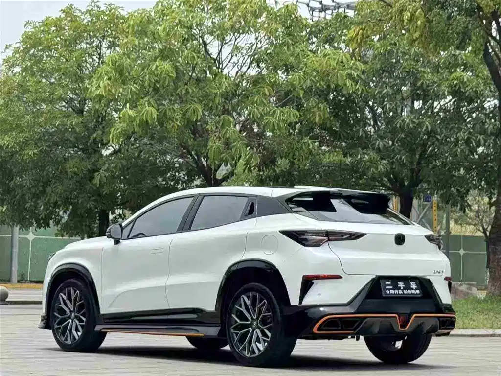 Changan UNI-T 1.5 T Sport Distinguished