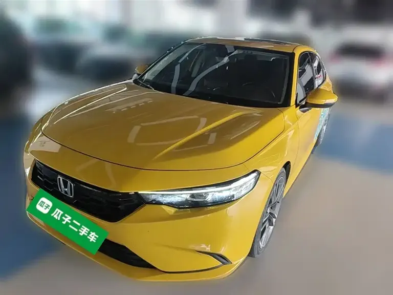Honda Integra 240 TURBO CVT Premium