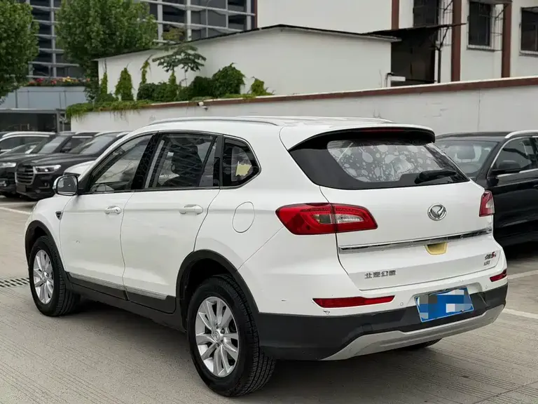 BAIC Huansu S6 1.5 T CVT Power Enjoyment