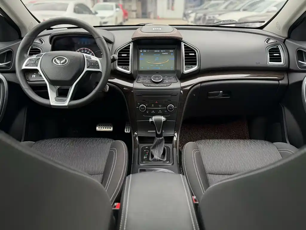 BAIC Huansu S6 1.5 T CVT Power Enjoyment