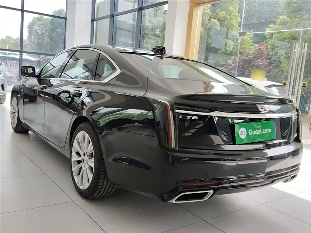 Cadillac CT6 28 T Platinum
