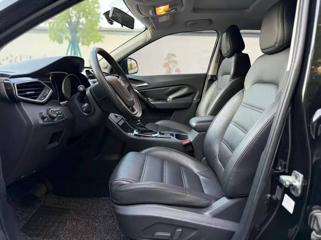 Ruiteng 1.5 TGI TST Luxury