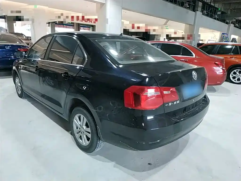 Jetta 1.6 L Manual Fashion