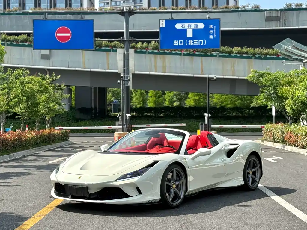 Ferrari F8 Spider 3.9 T V8