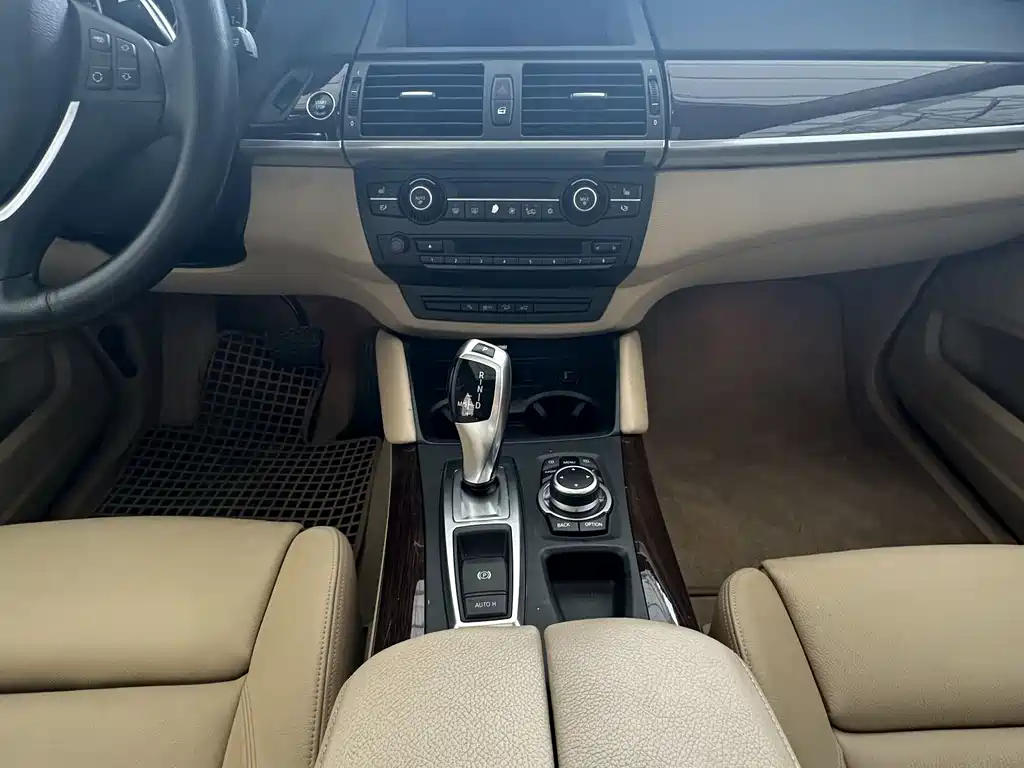 BMW X6 xDrive35 i