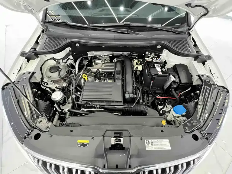 Skoda Karoq TSI280 Luxury Enjoyment