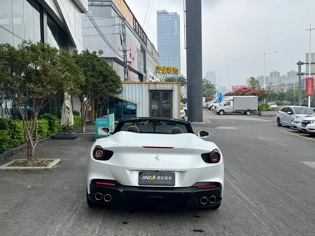 Portofino 3.9 T M