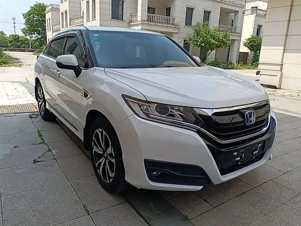Honda UR-V 240 TURBO 2 WD Classic CN-VI