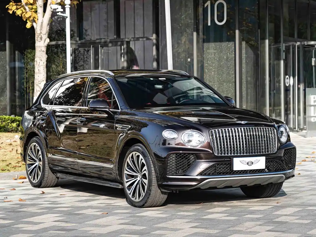 Bentayga 4.0 T V8 LWB Range