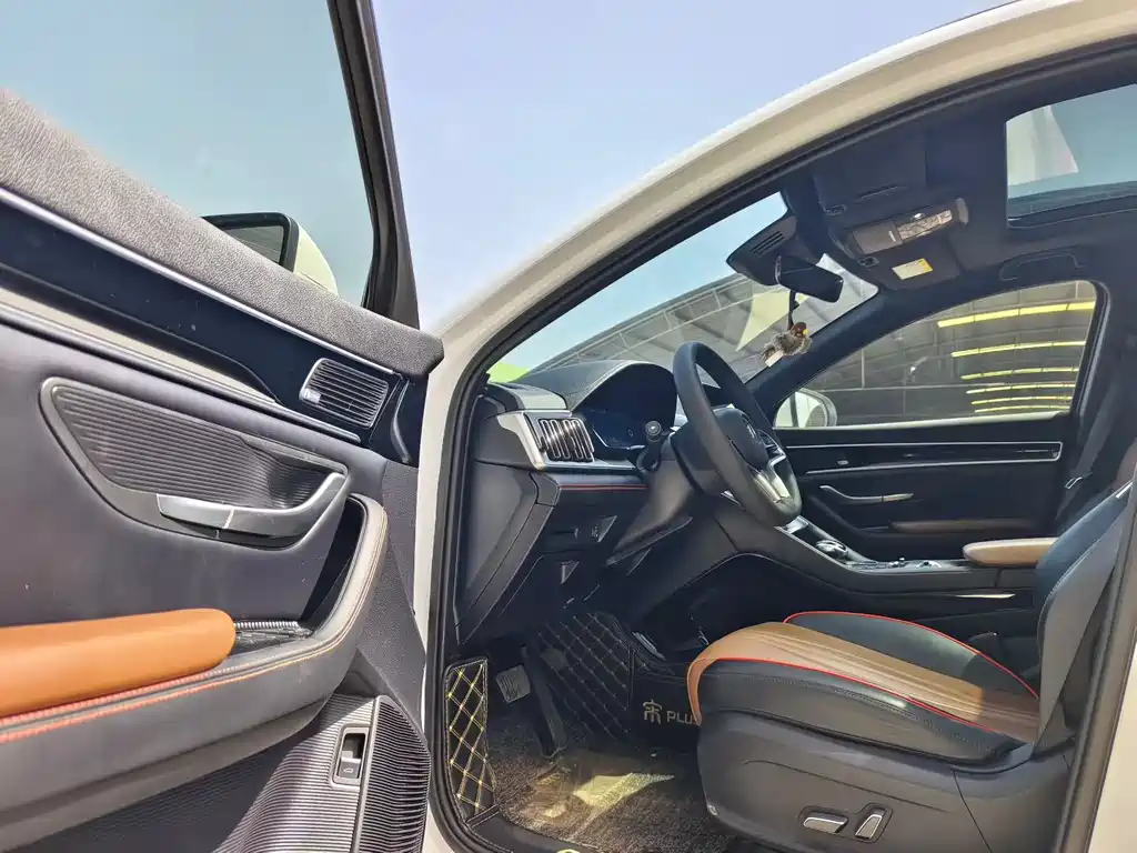 Song PLUS 1.5 T Auto Flagship PLUS
