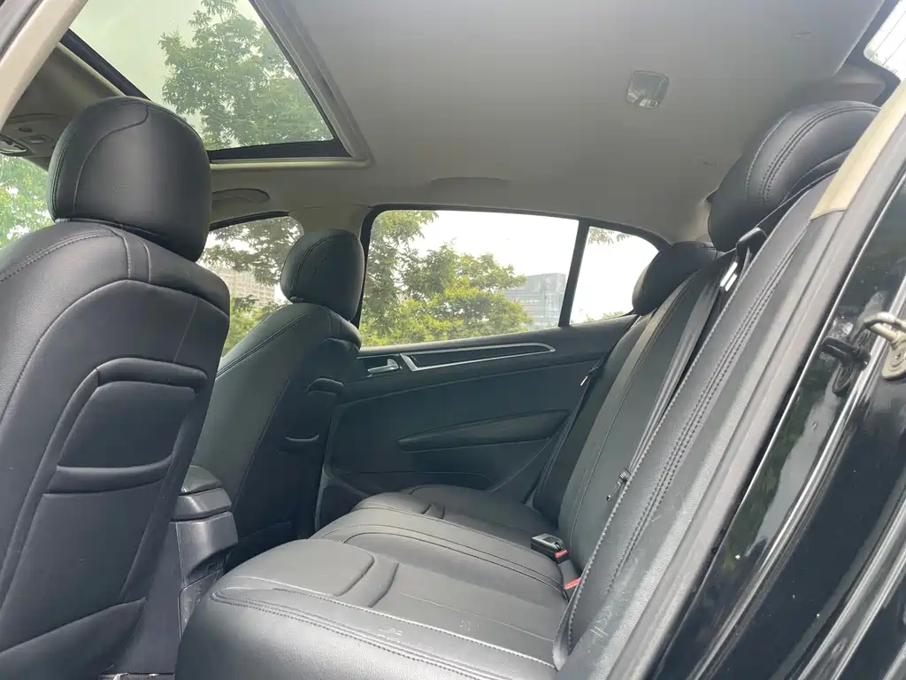 Peugeot 308 Pleasure Classic 1.6 L Auto Style