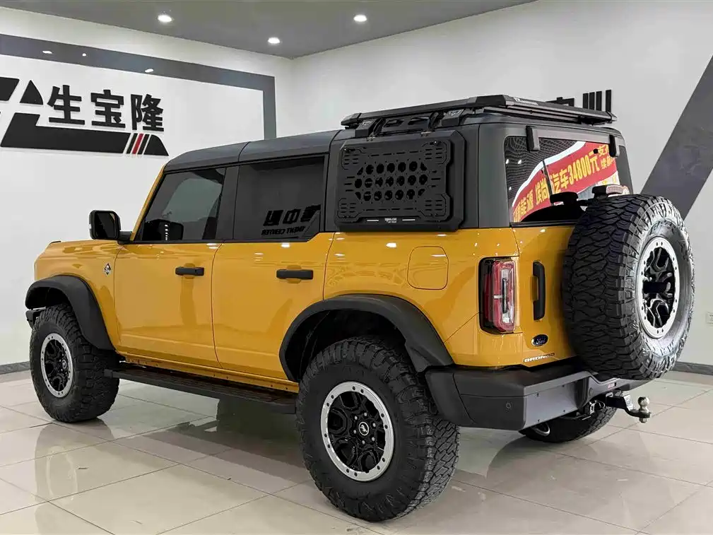 Ford Bronco 2.3 T Long Beach Bigfoot Offroad