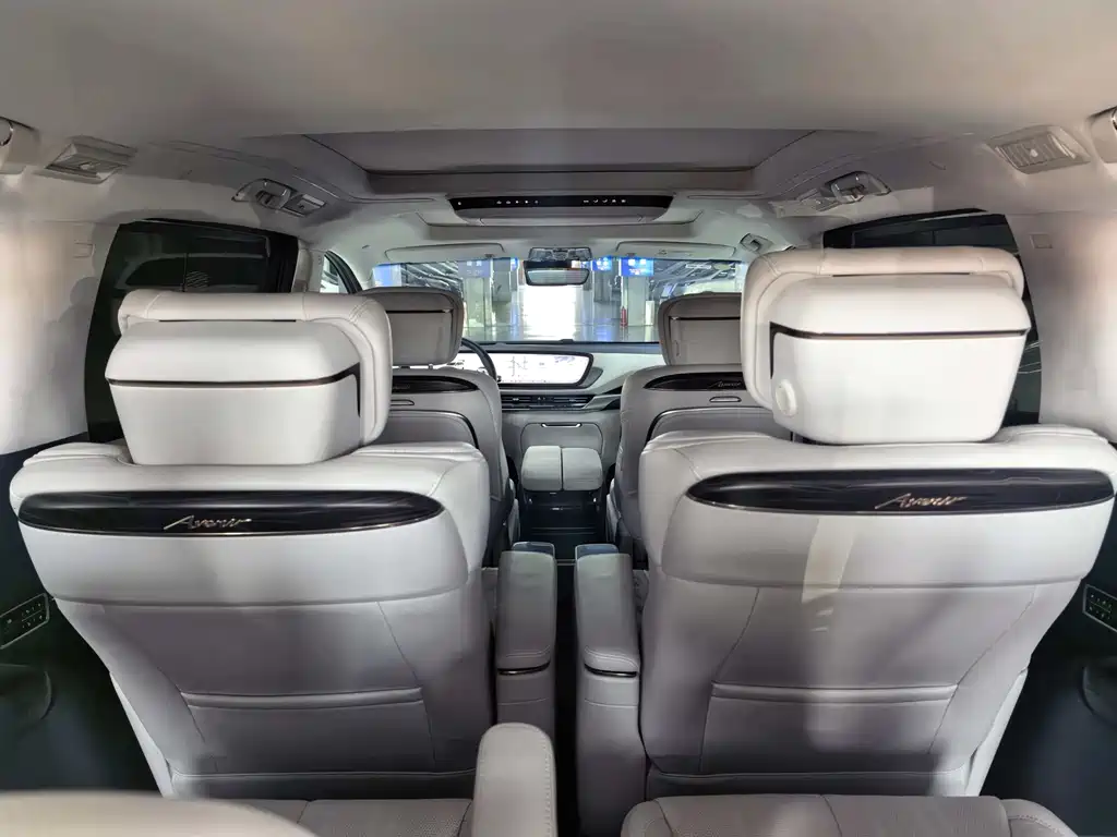 Century 2.0 T 6-seat Heritage