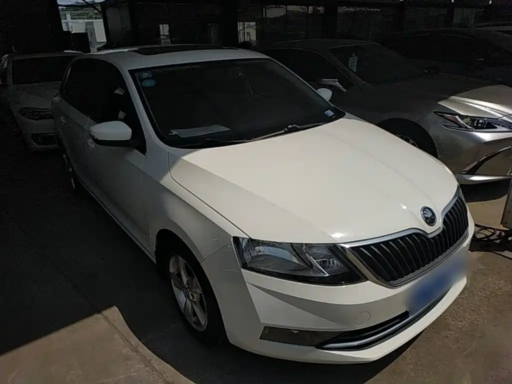 Rapid Spaceback 昕动 2019款 改款 1.5 L 自动舒适版 国V