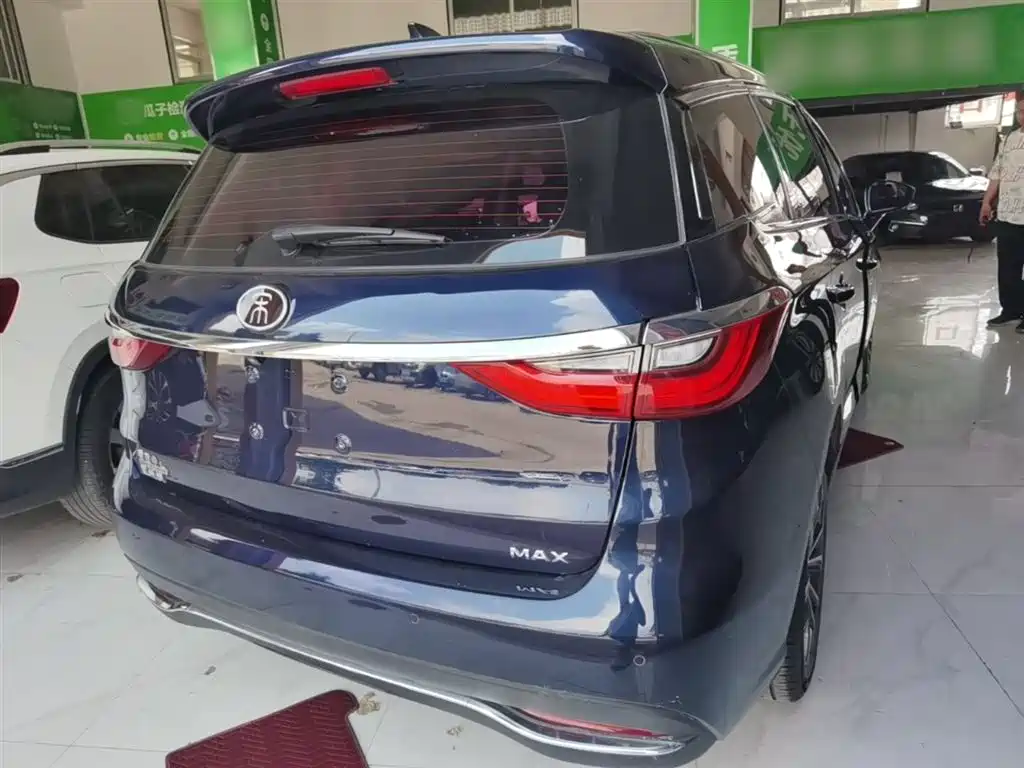 Song MAX 1.5 T Auto Connected Wise Comfort Sunroof 6-seat CN-VI