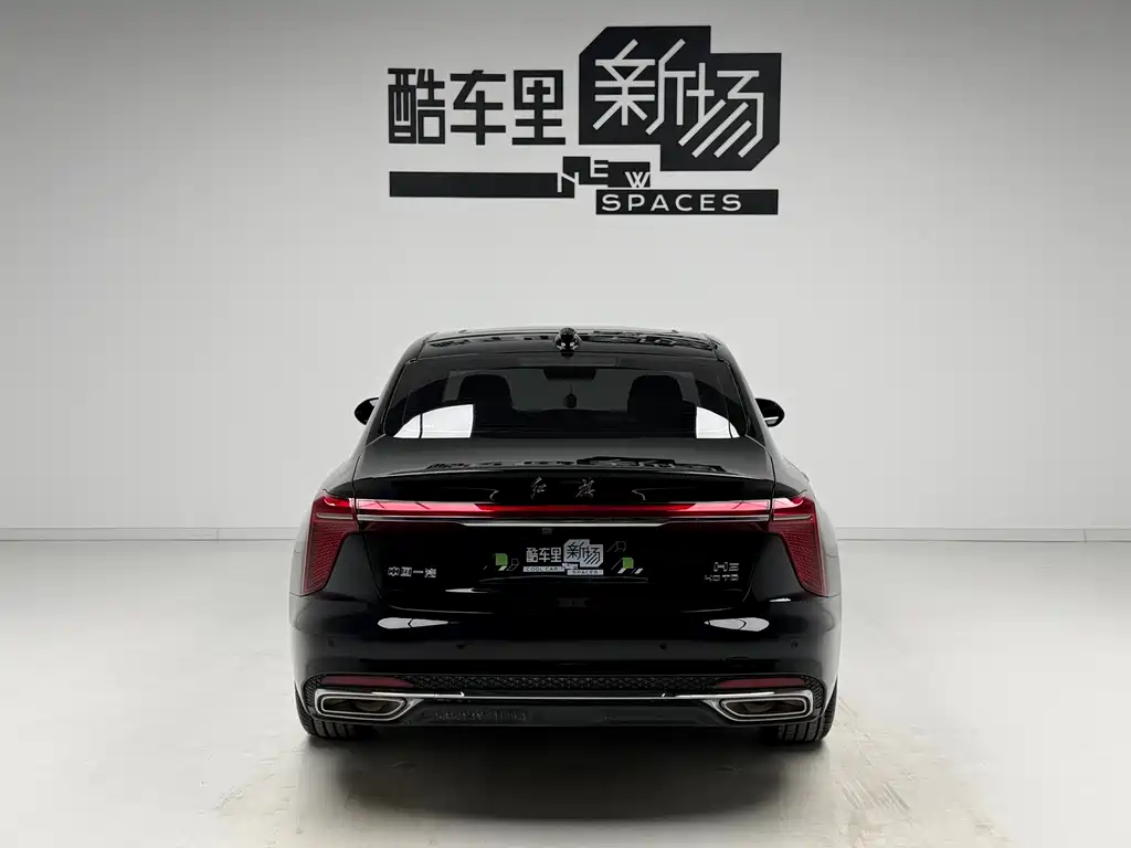 Hongqi H5 2.0 T Auto Connected Flagship Enjoyment